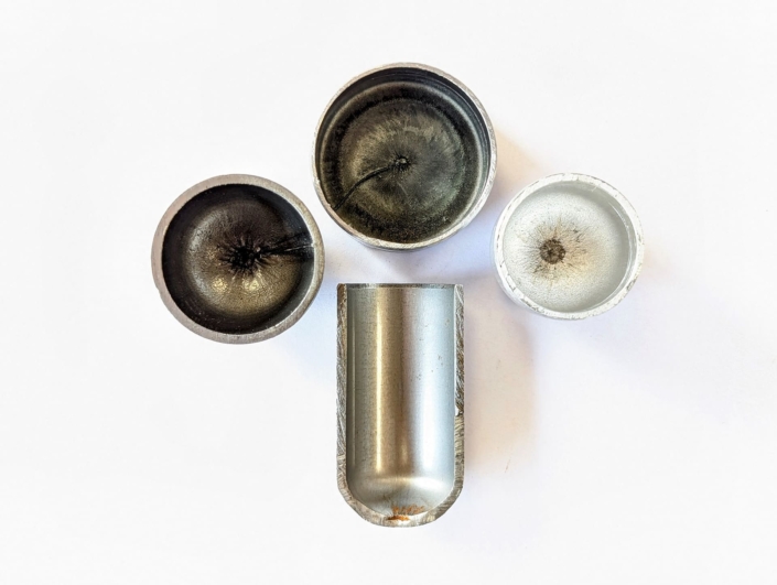 tubos metálicos tapados, taponado de tubo